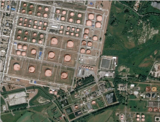 ../_images/example_oil_output_map.webp
